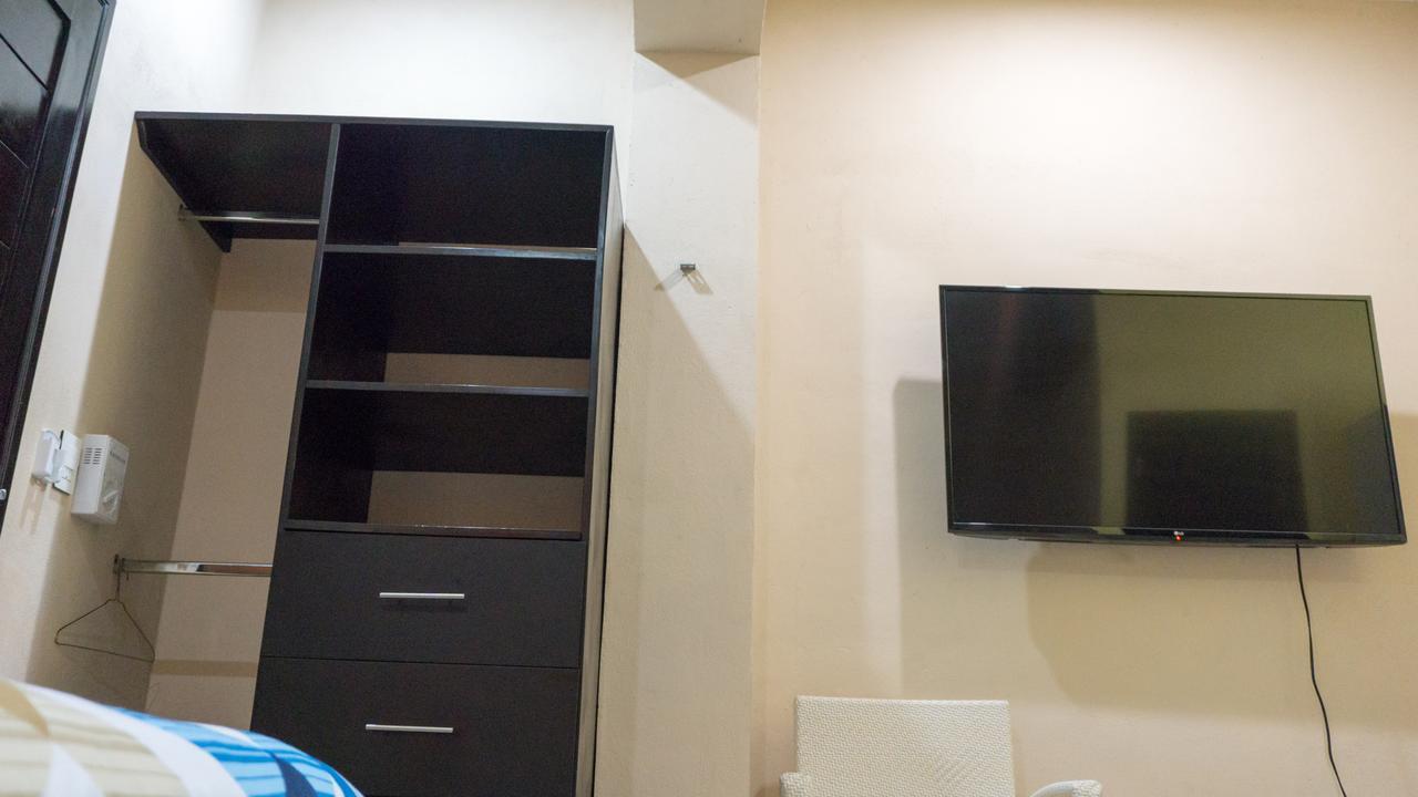 קנקון Hotel Suites La Roca מראה חיצוני תמונה